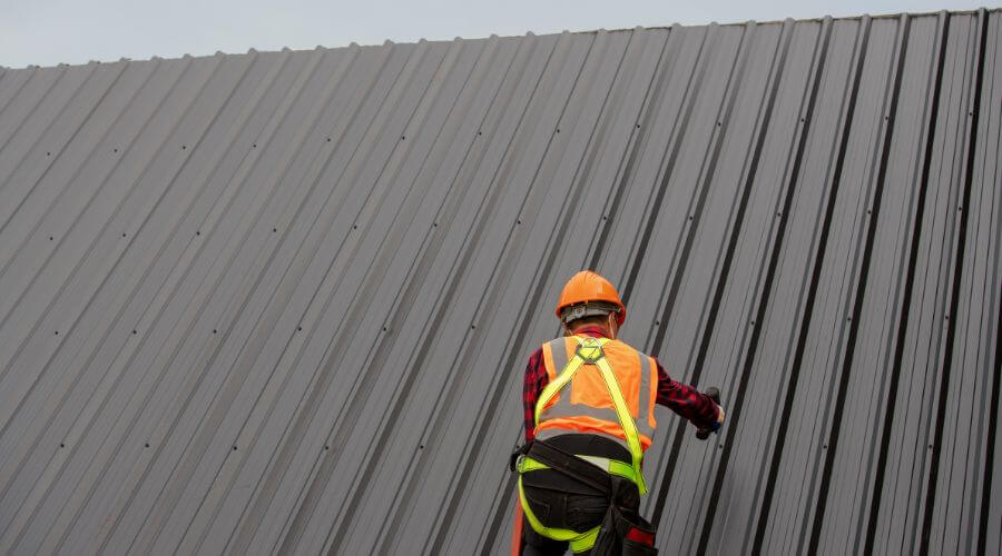 Professional residential roofers in Black Eagle, MT
